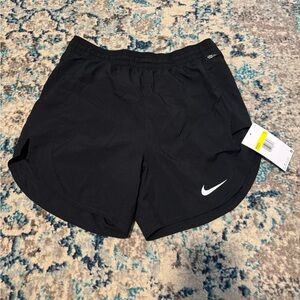 🦋 NWTs Nike Black Dri-FIT Shorts
